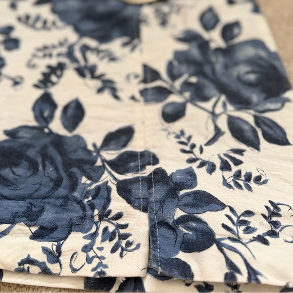 Vintage Y2K Mini Skirt Floral Belted Mini Skirt Navy Belt Silver Accent Slit - Picture 7 of 8